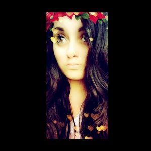 Meet your Posher, Nicole